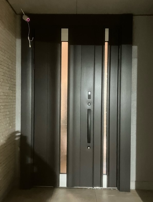 京都トーヨー住器の玄関の取替工事を行いました！の施工後の写真1
