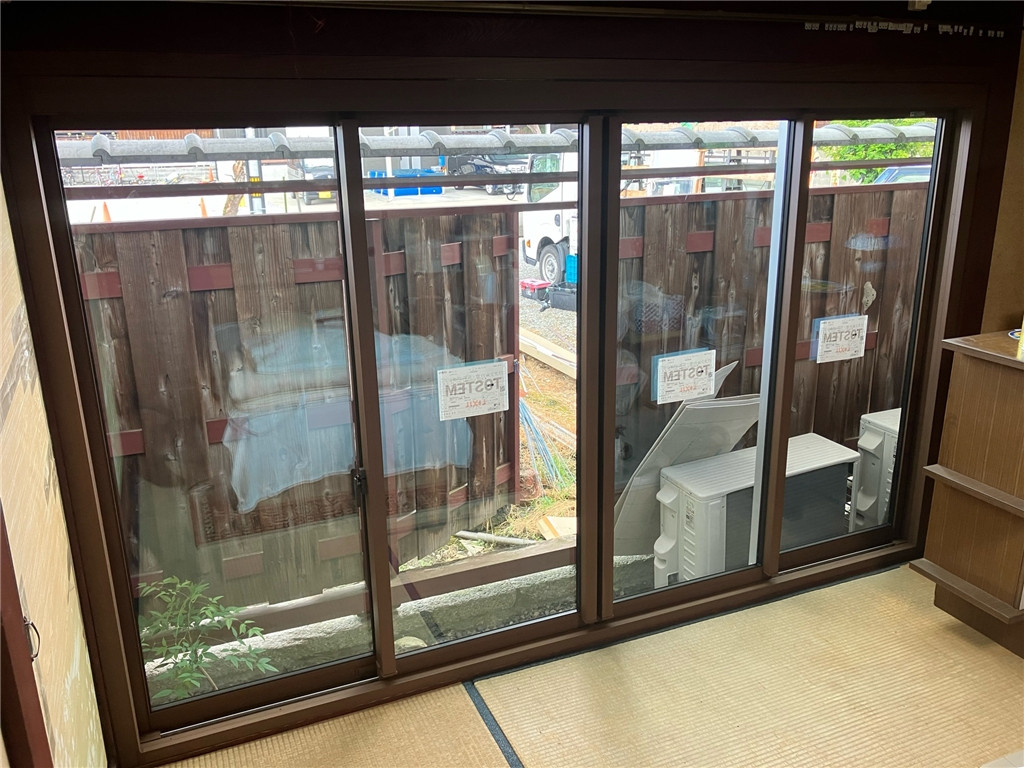 京都トーヨー住器のリプラスとインプラス、お部屋に合わせた窓改修工事の施工後の写真1