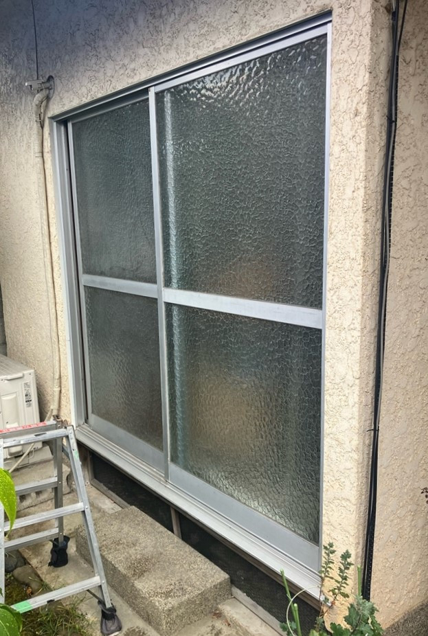 京都トーヨー住器のリプラスなら、窓の取替えもカンタン！の施工前の写真1