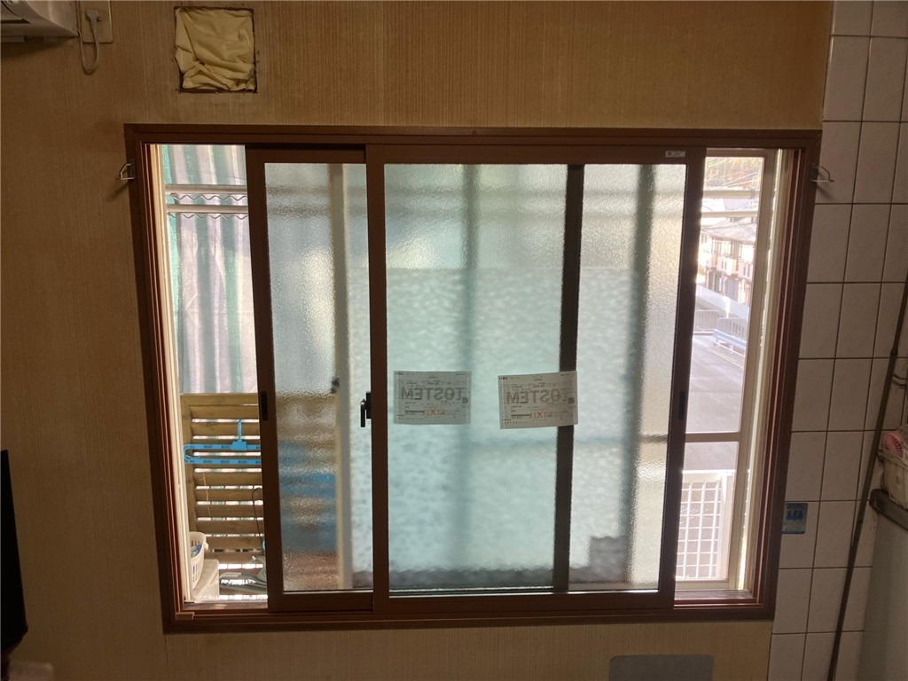 京都トーヨー住器の内窓取付工事の施工後の写真2