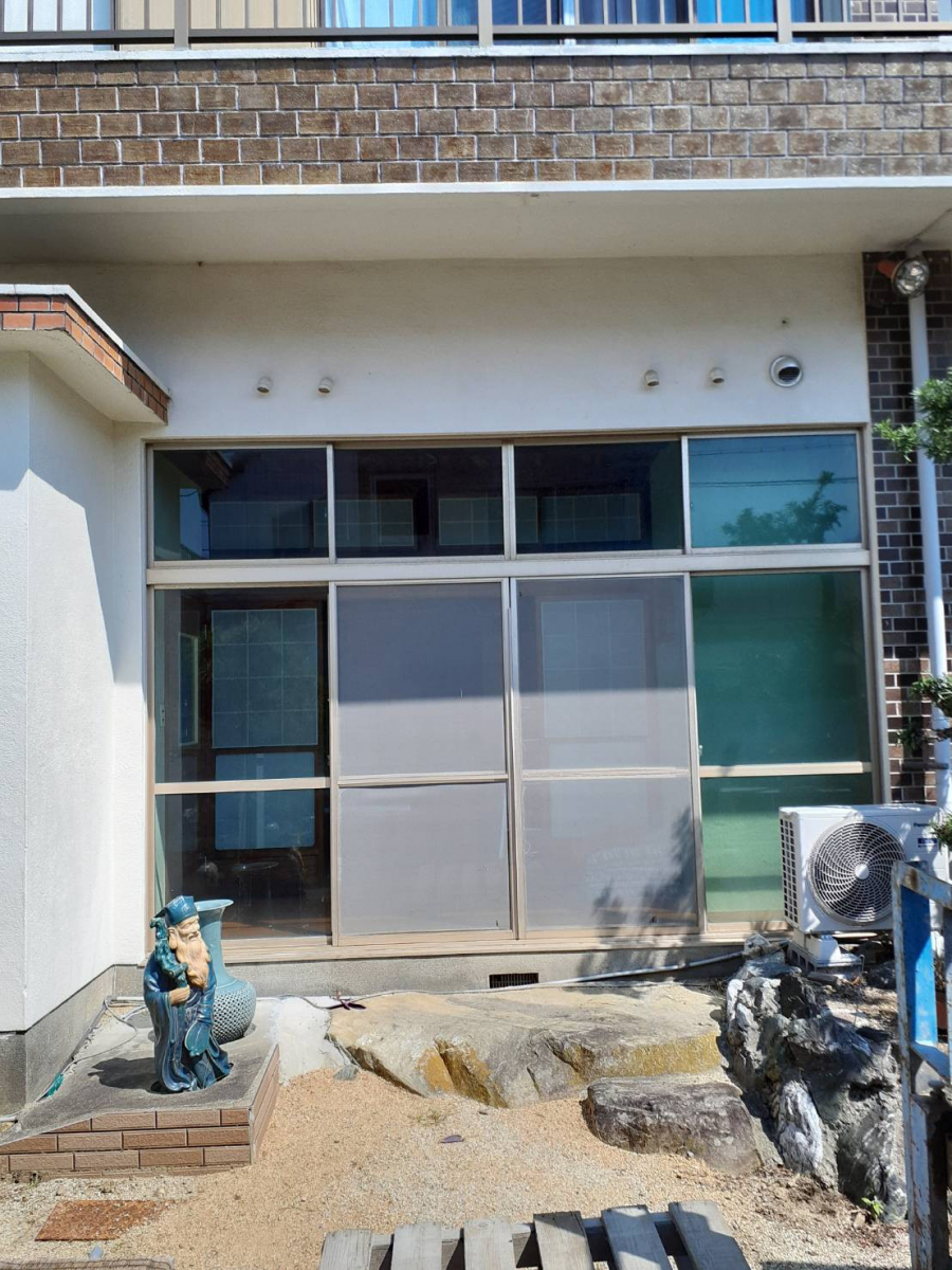 山下サッシトーヨー住器の窓交換の施工前の写真1