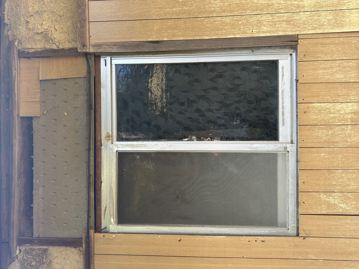山下サッシトーヨー住器の窓交換の施工前の写真1