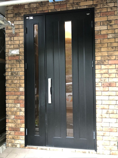 タイヘイの家の顔（玄関ドア）が新しく生まれかわりました！！の施工前の写真1