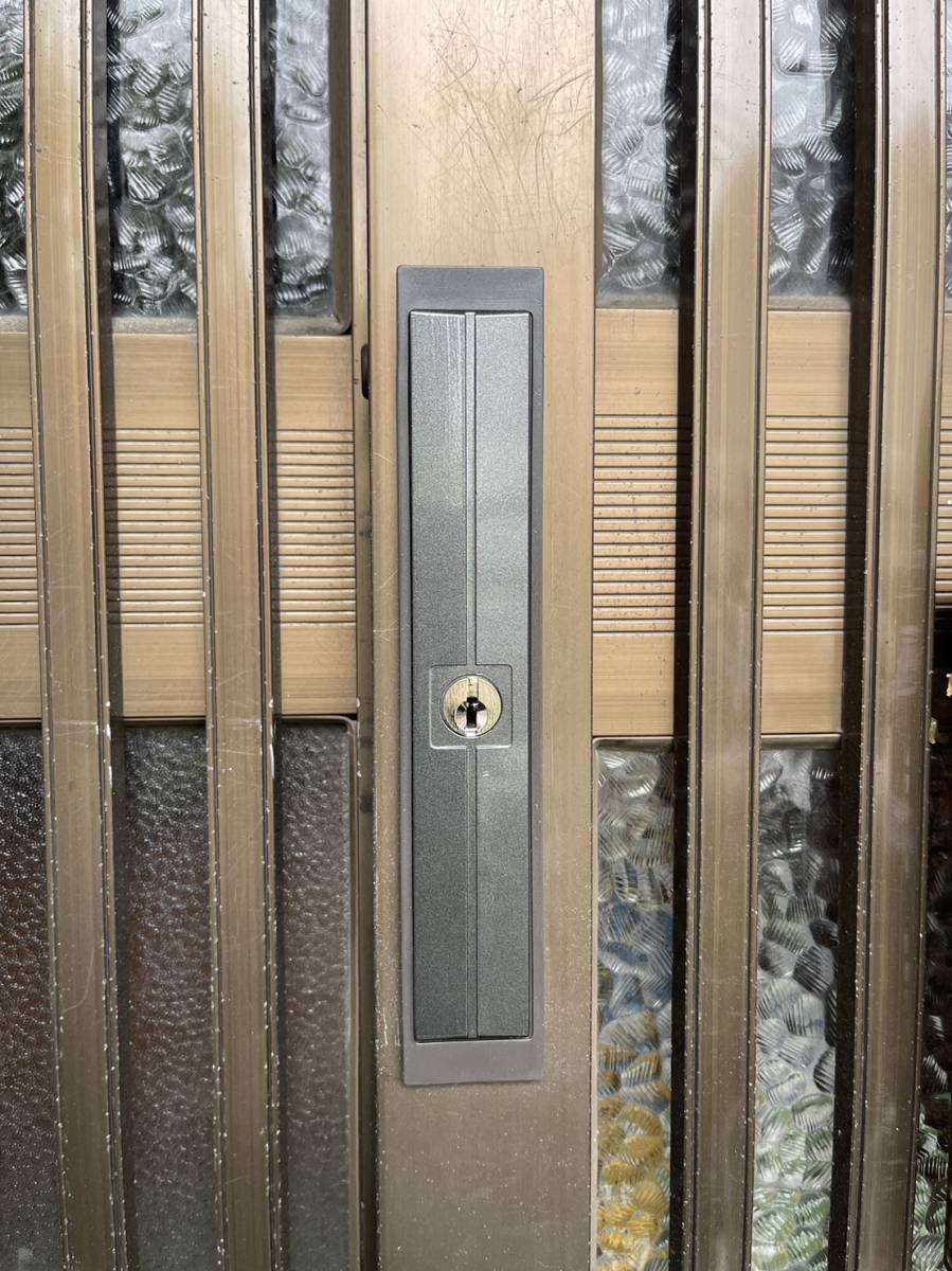 原金物サッシセンター 北名古屋の玄関引戸のカギがかけづらいの施工後の写真1