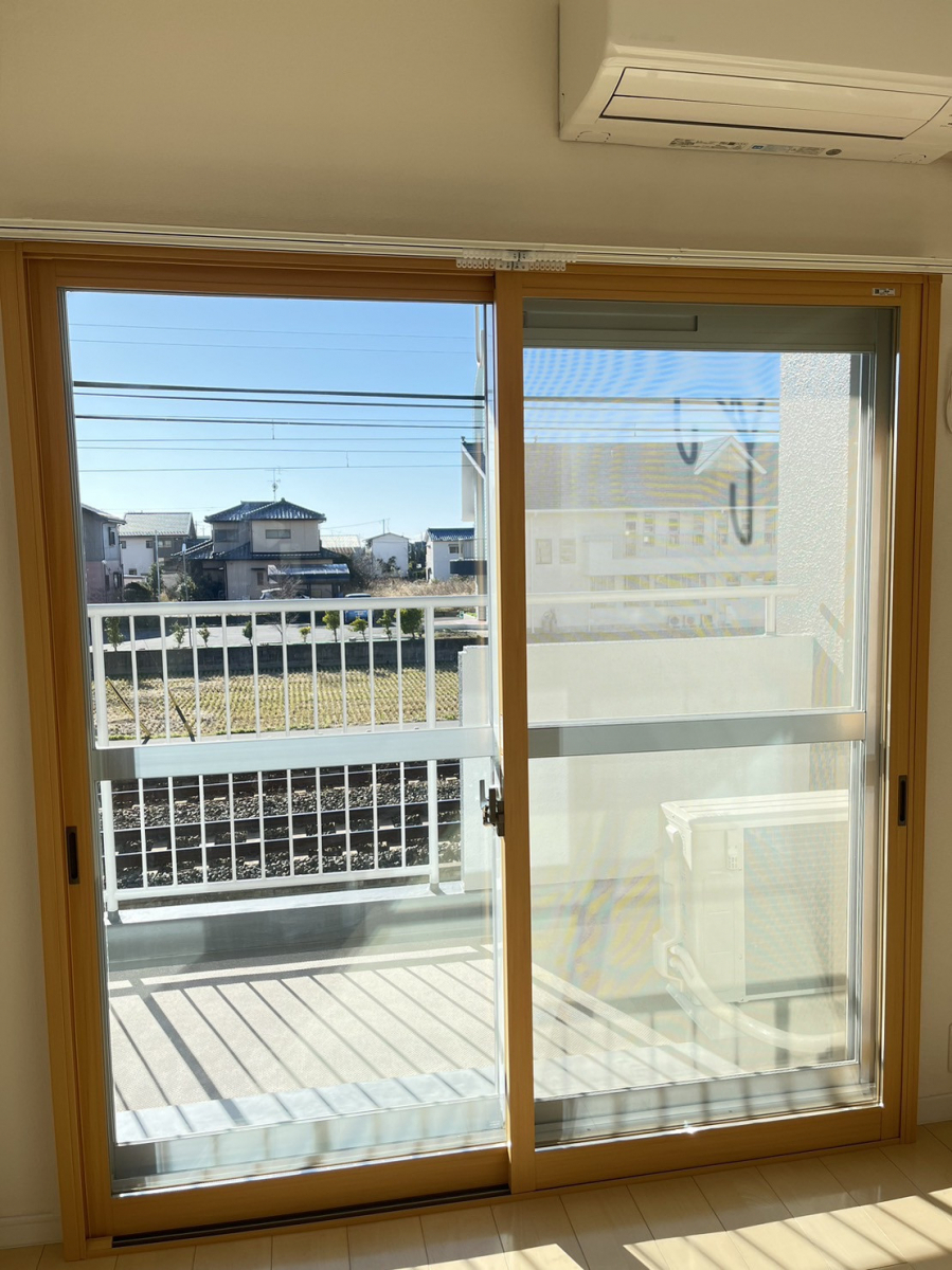 原金物サッシセンター 北名古屋のマンションにも内窓（インプラス）の施工後の写真1