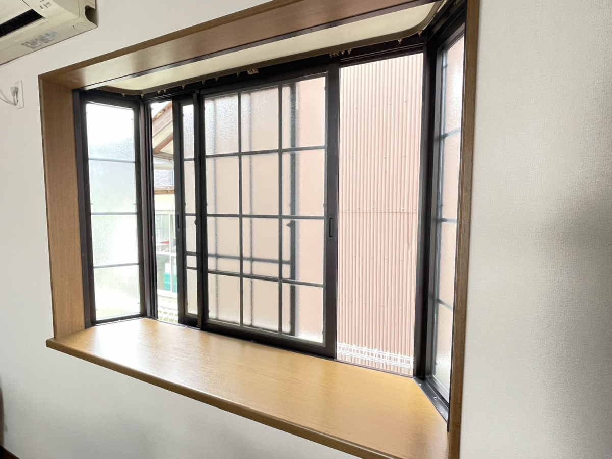 原金物サッシセンター 北名古屋の結露や暑さ寒さでお悩みには内窓(インプラス)をつけてみて!!の施工前の写真1