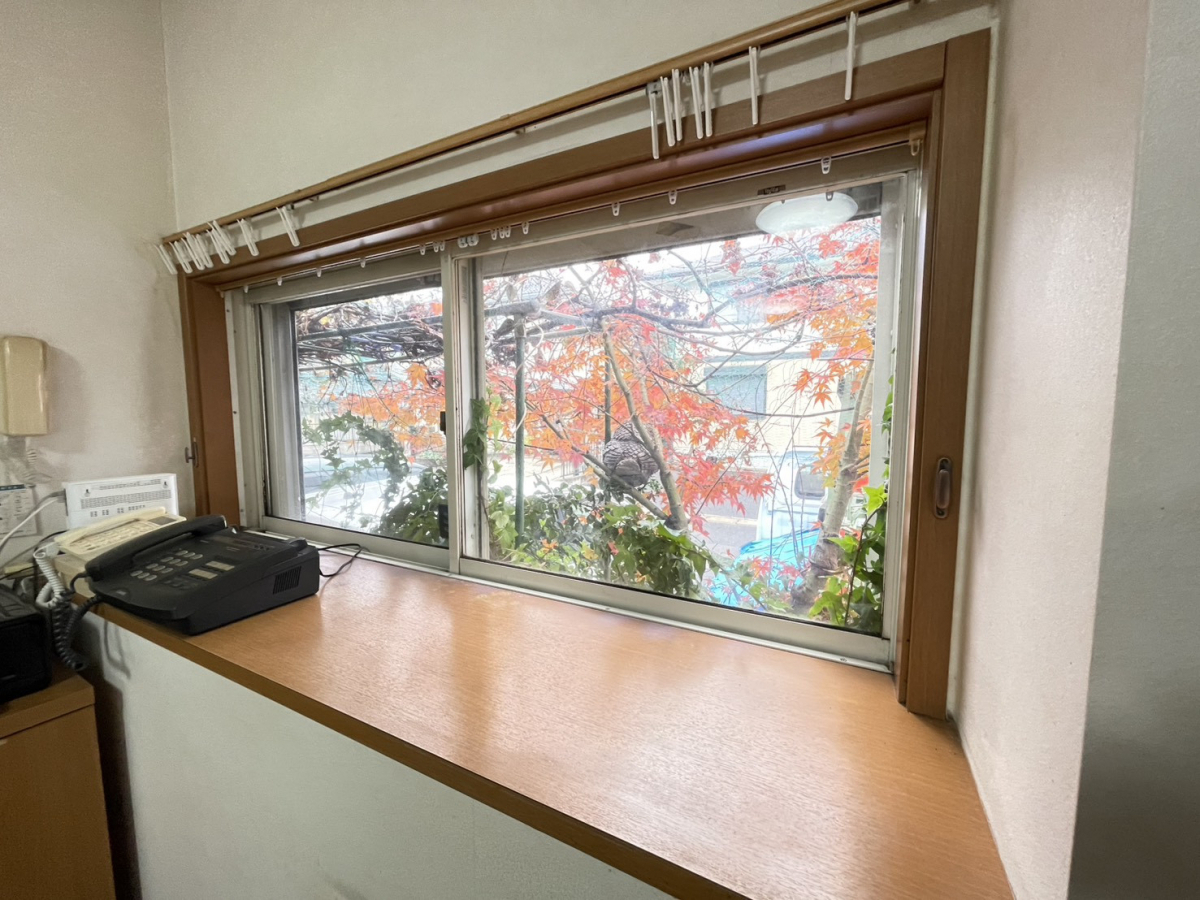 原金物サッシセンター 北名古屋の防音対策に二重窓（内窓）は効果大の施工前の写真3