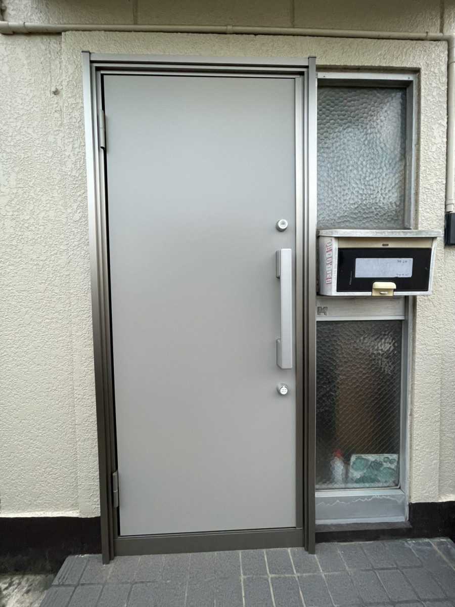 原金物サッシセンター 北名古屋のカーテンが揺れるほどのすきま風を解決！の施工後の写真1