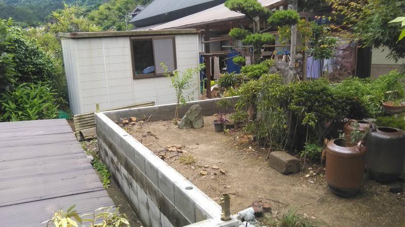 カワバタトーヨー住器の匠の技を伝統様式のままに再現｜和風竹垣フェンス～京香～｜広島県福山市の施工前の写真2