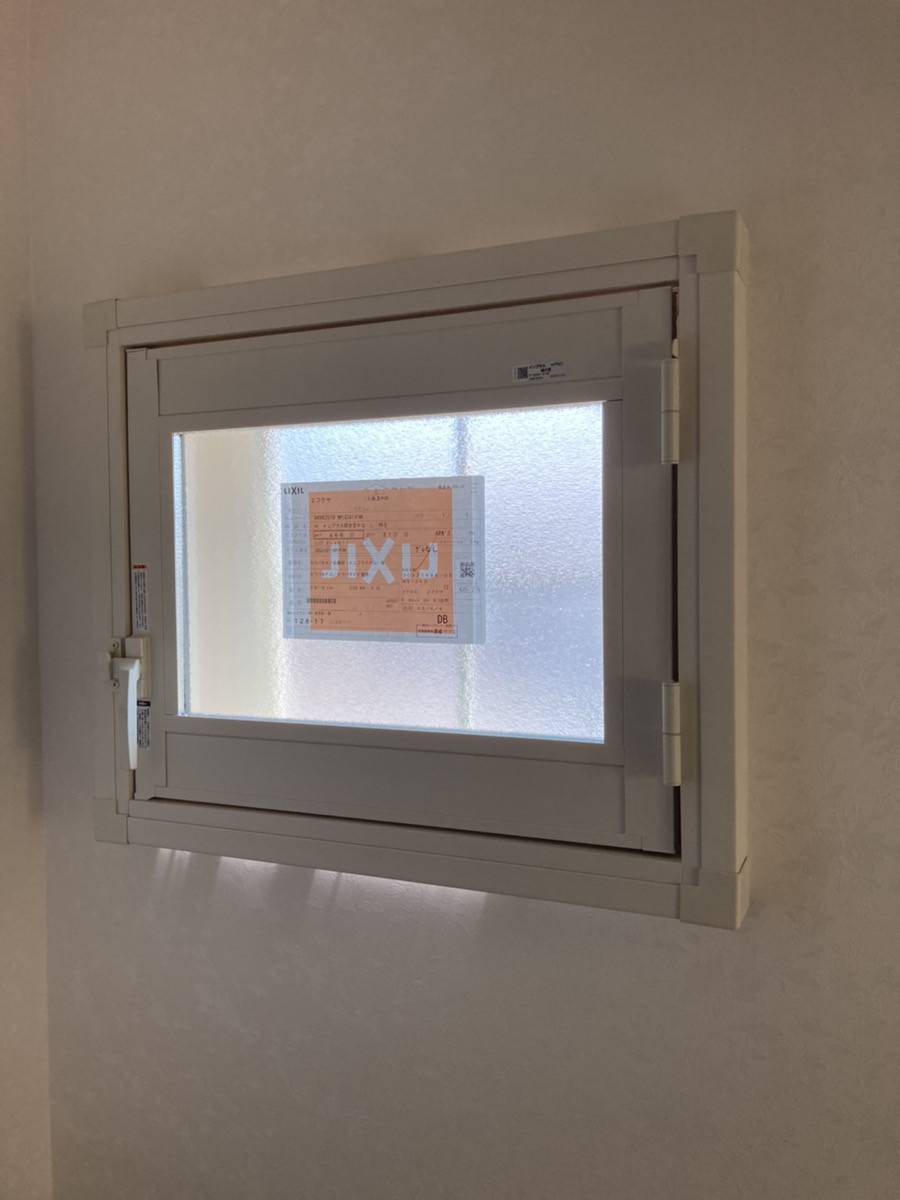 カワバタトーヨー住器の先進的窓リノベ補助金を活用した内窓施工の施工後の写真2