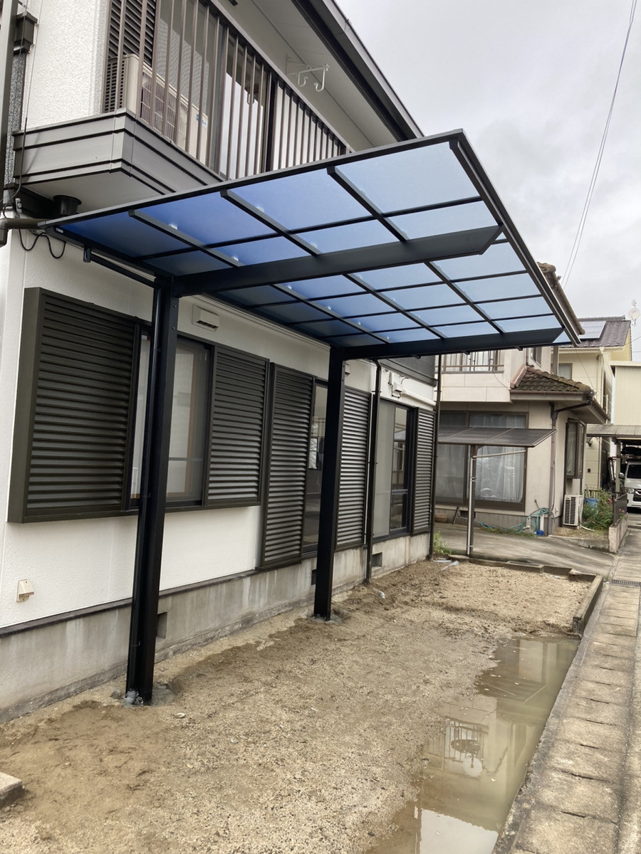 カワバタトーヨー住器の福山市川口町中古住宅　カーポート工事の施工後の写真1
