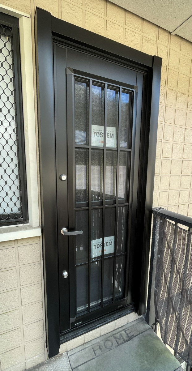 カワバタトーヨー住器の神辺町　Ｓ様邸　勝手口リシェント工事の施工後の写真1