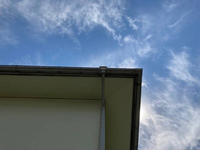 トータスエステートの雨樋の修理！広島市　安佐北区　リフォーム　軽量鉄骨の家の施工後の写真1