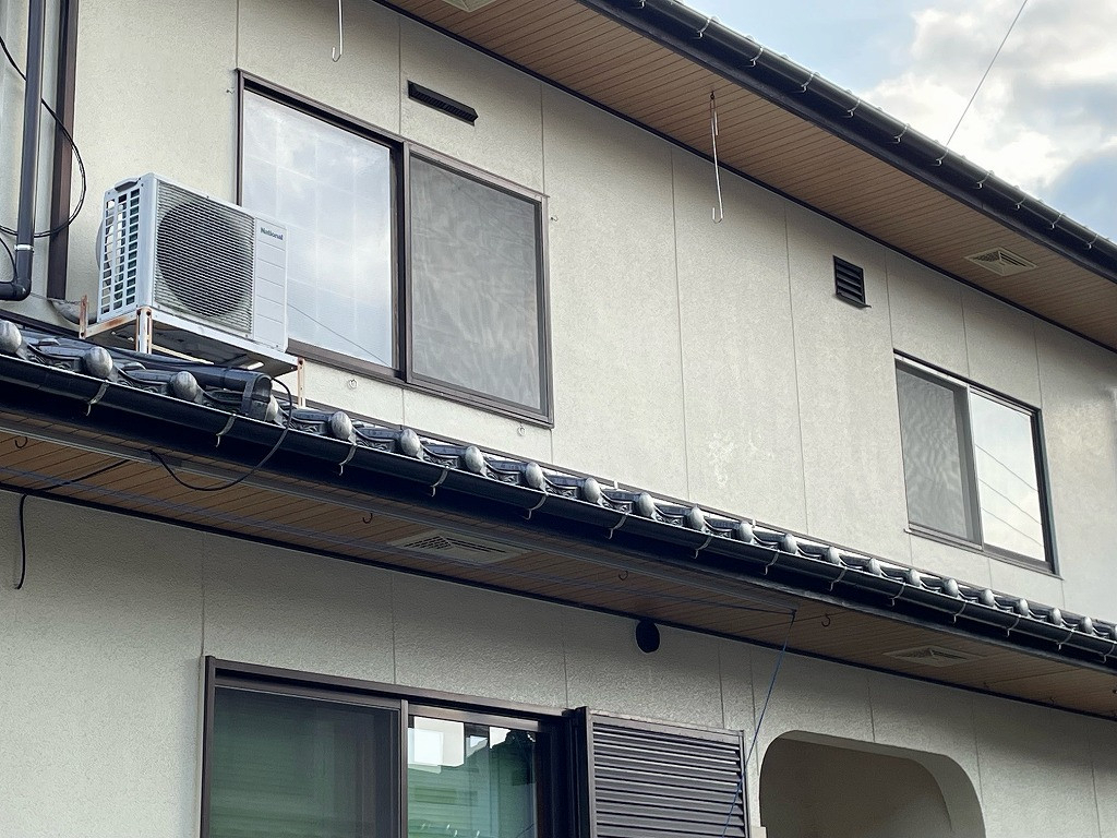 トータスエステート 本店の「もう怖くない!」洗濯物を安全に干せる2階バルコニーリフォーム【広島市安佐北区】の施工前の写真2