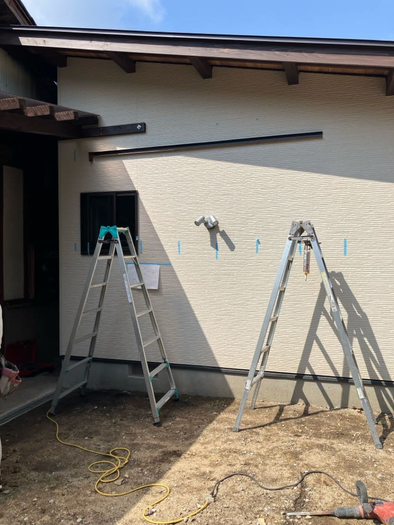 トータスエステート 本店のLIXIL「シュエット」で日除けテラス屋根リフォーム|紫外線対策&バーベキュー空間に【広島県山県郡】の施工前の写真1