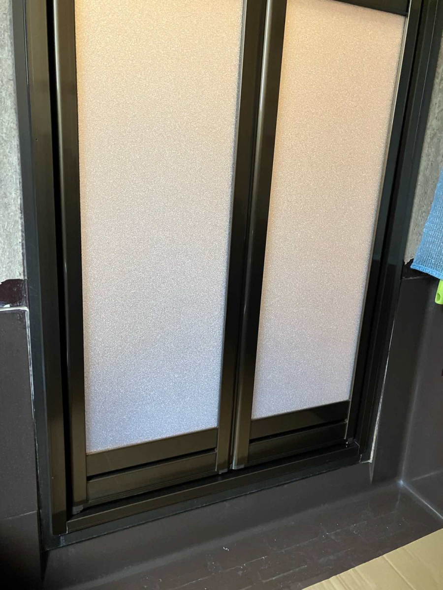 トータスエステート 本店の【広島市安佐北区】浴室折戸の不具合を『リシェント浴室中折ドア』で解決！の施工後の写真3
