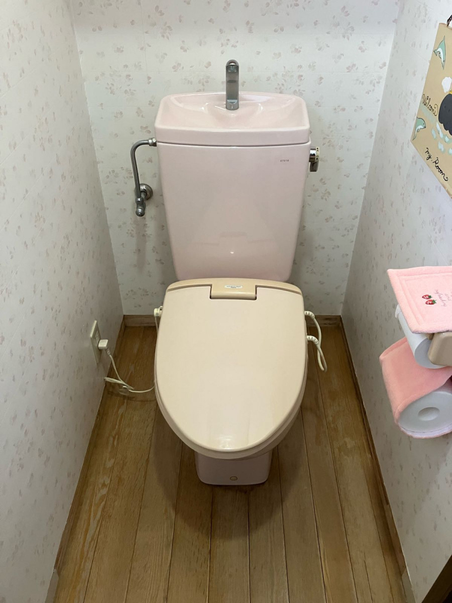 トータスエステート 本店の【広島市安佐北区】水道代を見直すトイレ交換。毎日の「流す」を安心に。の施工前の写真2