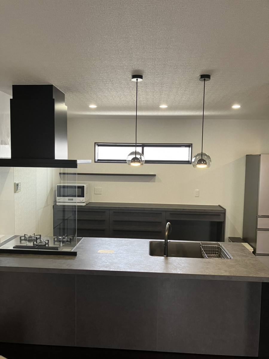 トータスエステート 本店の【山県郡北広島町】間取りから一新で理想を実現！フルリノベ施工事例の施工後の写真1