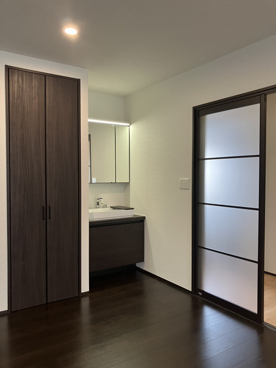 トータスエステート 本店の【山県郡北広島町】間取りから一新で理想を実現！フルリノベ施工事例の施工後の写真2