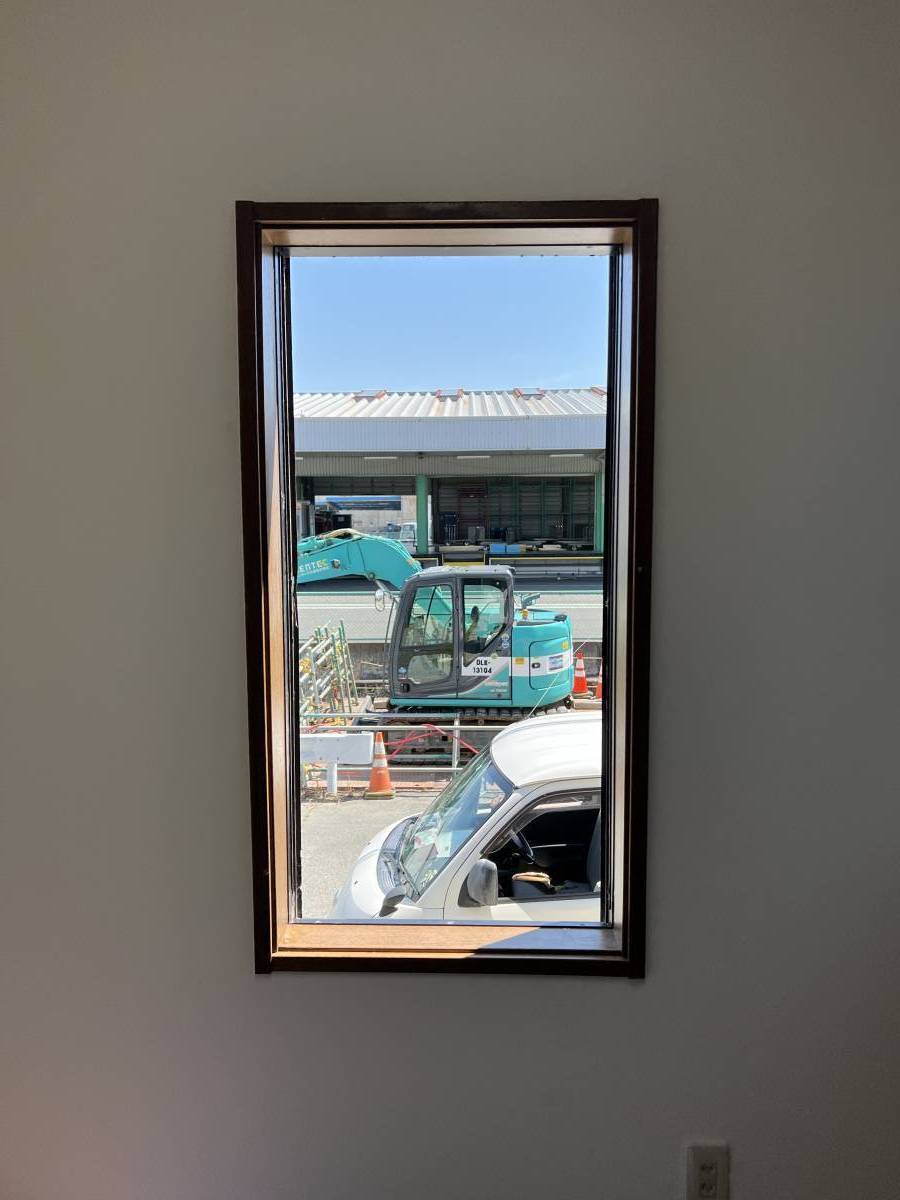 中嶋トーヨー住器の【1dayリフォーム】リプラス　窓　取替施工の施工前の写真3