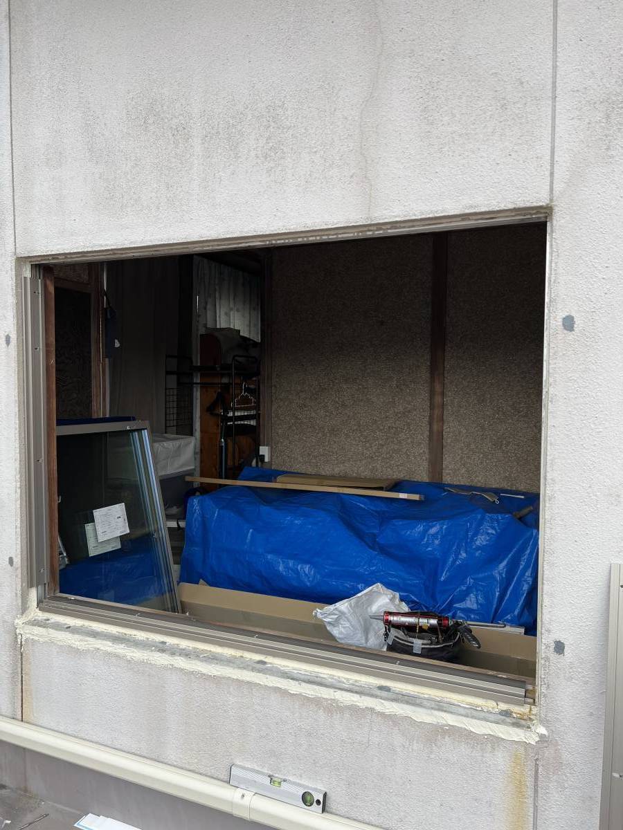 中嶋トーヨー住器の【1DAYリフォーム】リプラス　窓　取替施工の施工前の写真3