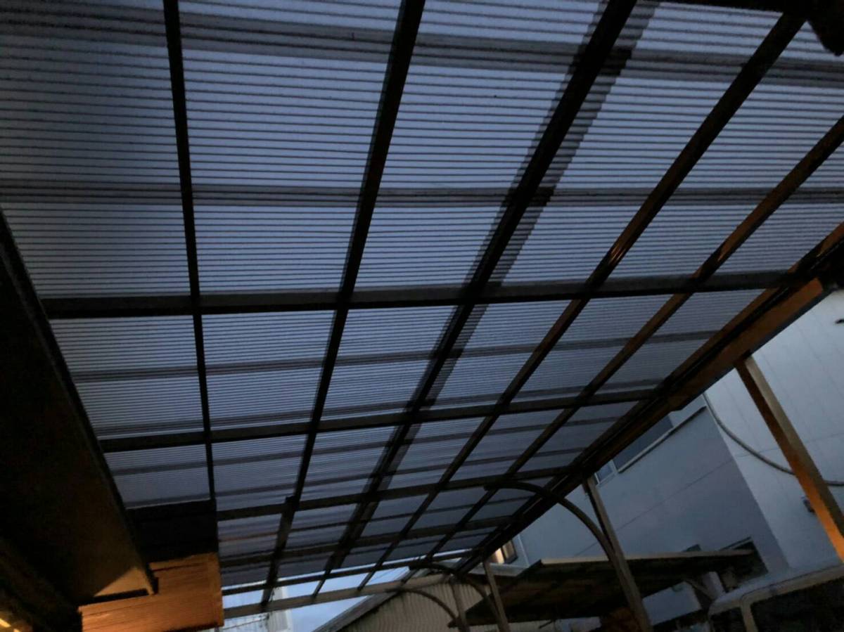 中嶋トーヨー住器の【カーポート屋根】波板屋根の修理の施工後の写真2