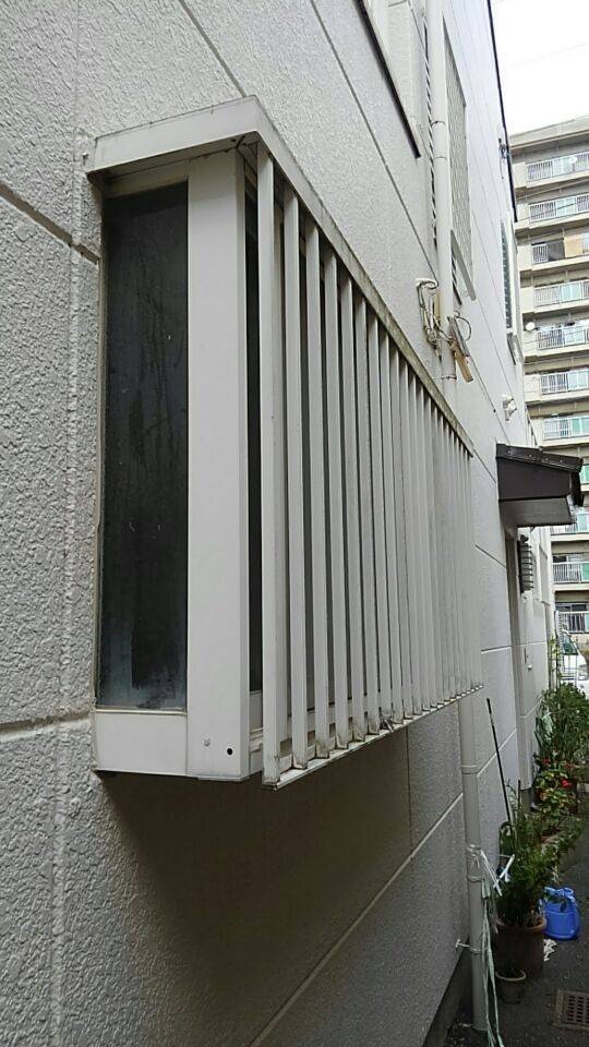 中嶋トーヨー住器のキッチン出窓をリニューアルしました！の施工前の写真2