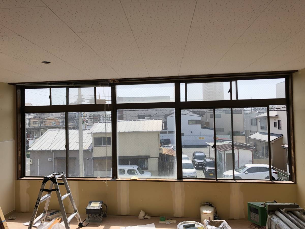 中嶋トーヨー住器のインプラス(内窓)　6箇所　取付工事の施工前の写真1