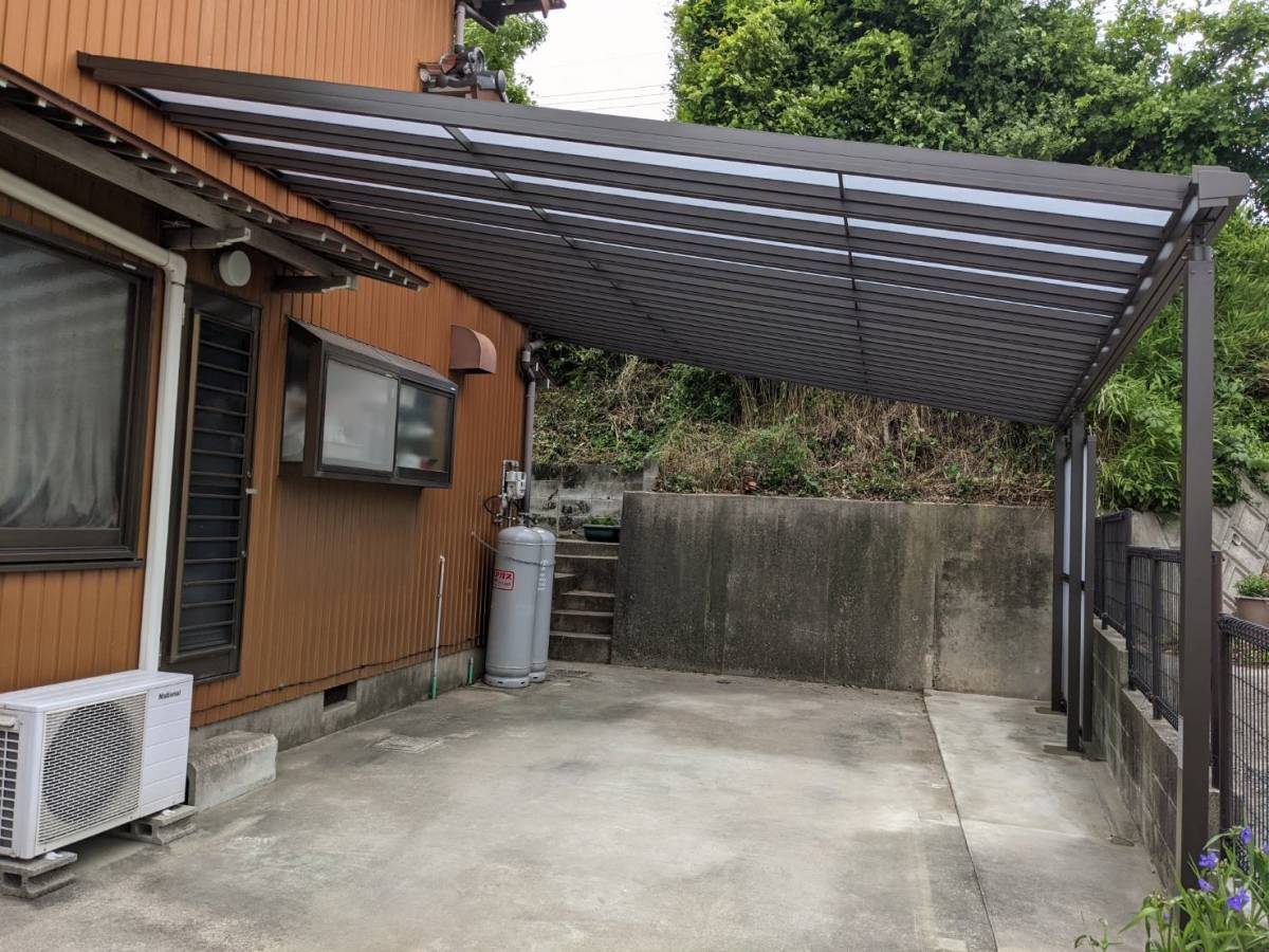 中嶋トーヨー住器の【エクステリア施工】スピーネF型　テラス屋根　取付工事の施工後の写真1