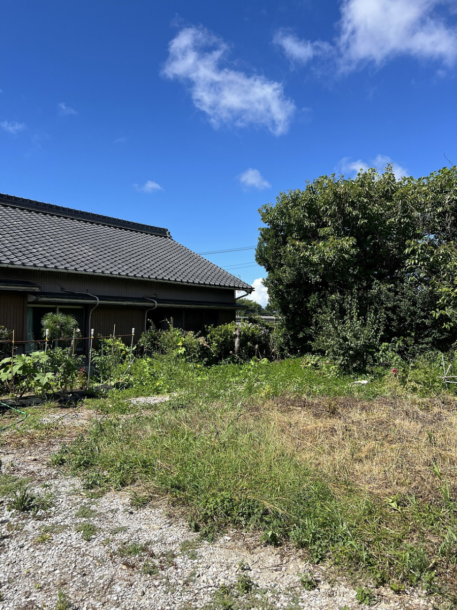 中嶋トーヨー住器の【エクステリア施工】イナバ物置　フォルタ　設置工事の施工前の写真1