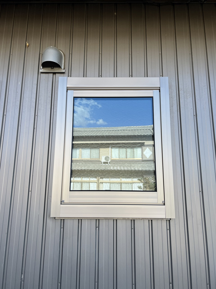 中嶋トーヨー住器の【窓断熱】リプラス　滑り出し窓　取替施工の施工後の写真1