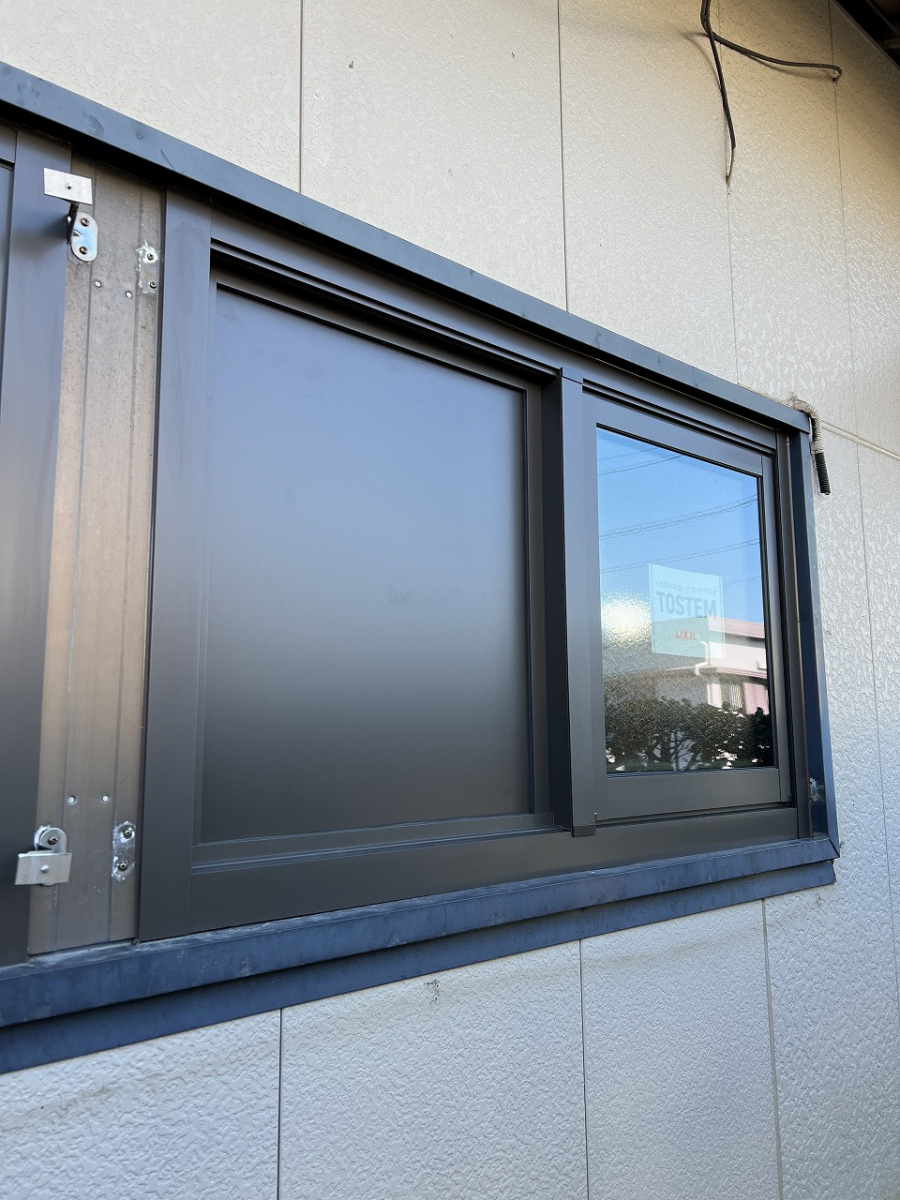 中嶋トーヨー住器の【窓断熱】リプラス　洗面・浴室窓　取替施工の施工後の写真1