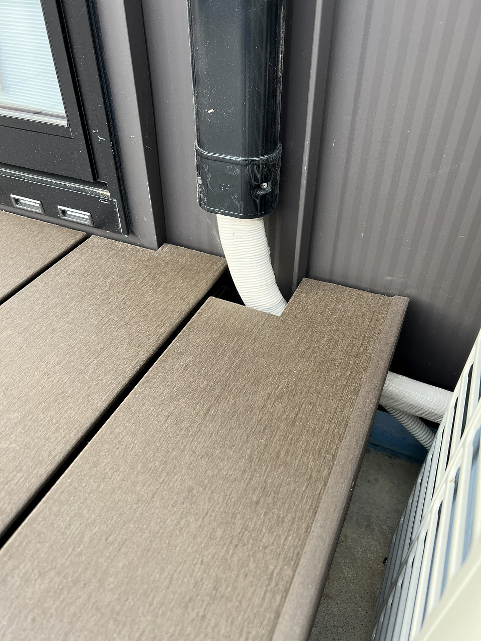 中嶋トーヨー住器の【エクステリア施工】樹ら楽ステージ　デッキ　取付施工の施工前の写真3