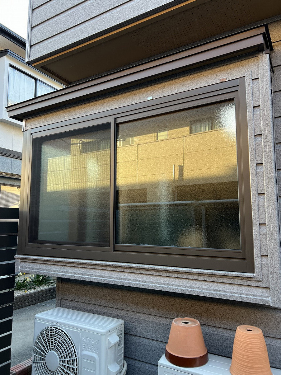 中嶋トーヨー住器の【窓断熱・窓リフォーム】リプラス　引違い窓・FIX窓　取替施工の施工後の写真1