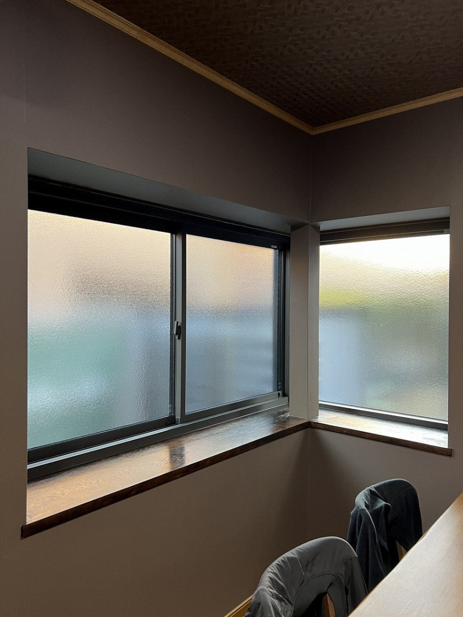 中嶋トーヨー住器の【窓断熱・窓リフォーム】リプラス　引違い窓・FIX窓　取替施工の施工後の写真3