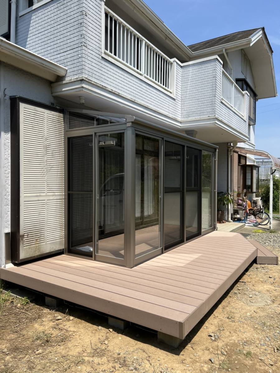 中嶋トーヨー住器の【エクステリア施工】デッキ・サニージュ　取付施工の施工後の写真2