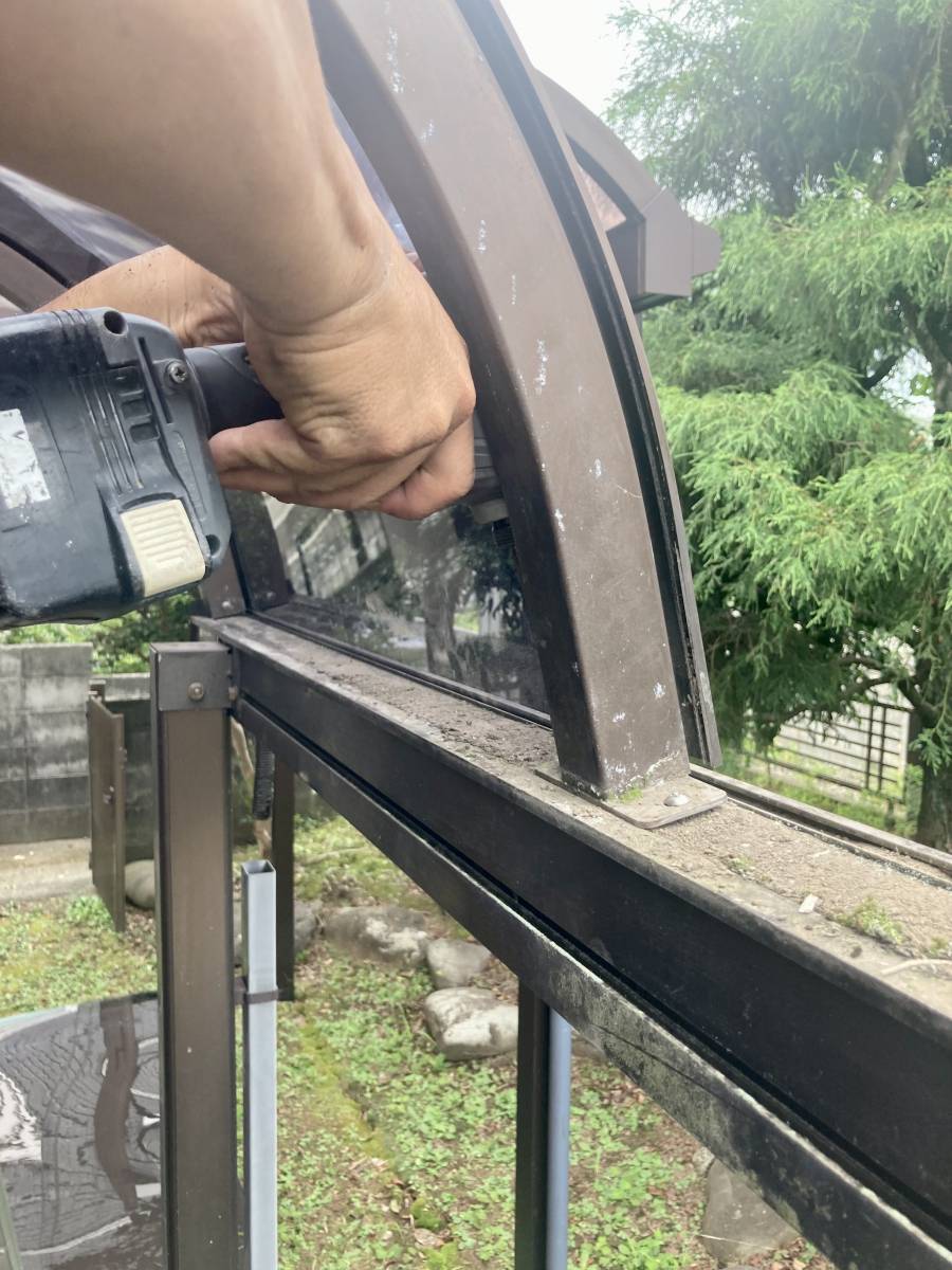 石田トーヨー住器のテラス屋根パネルの交換を行いました！の施工後の写真1