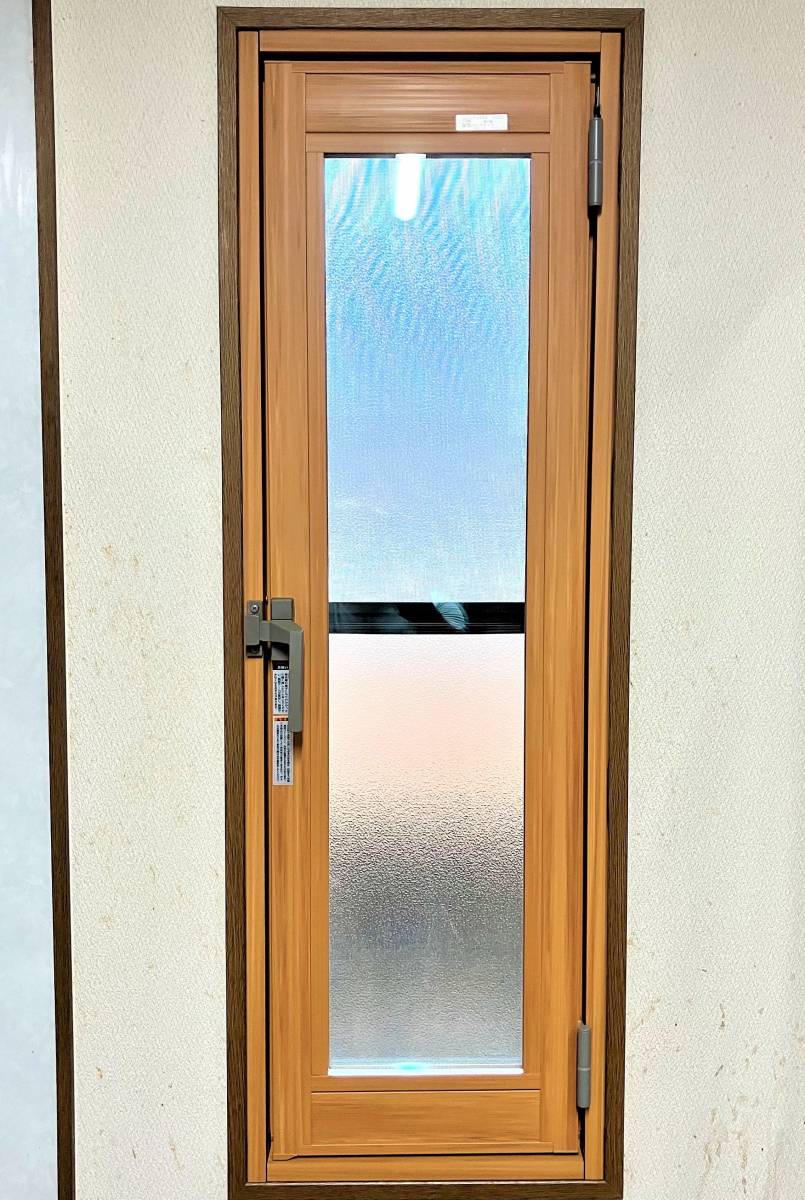 石田トーヨー住器のインプラス〈開き窓仕様〉を設置いたしました！の施工後の写真1