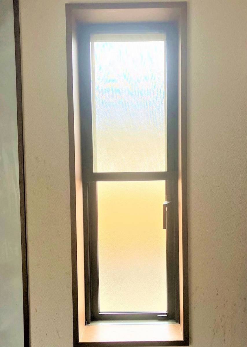 石田トーヨー住器のインプラス〈開き窓仕様〉を設置いたしました！の施工前の写真1