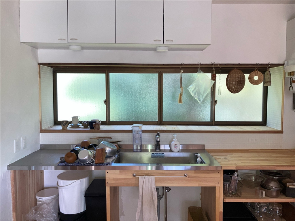 石田トーヨー住器の【補助金活用】県外から南国宮崎に移住!夏の日差しがキツイ💦の施工前の写真1