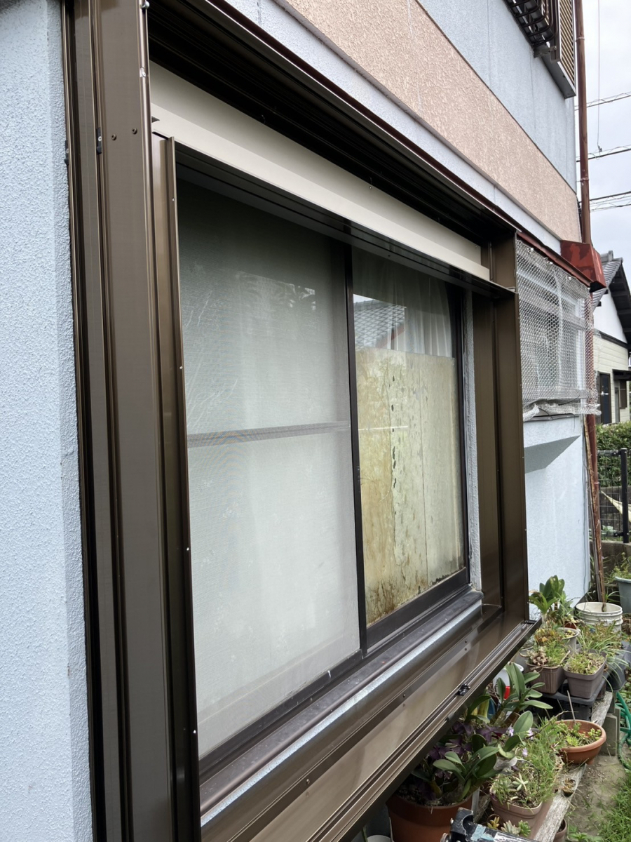 石田トーヨー住器の去年の台風被害を教訓に ― リフォームシャッターで安心を！の施工後の写真2