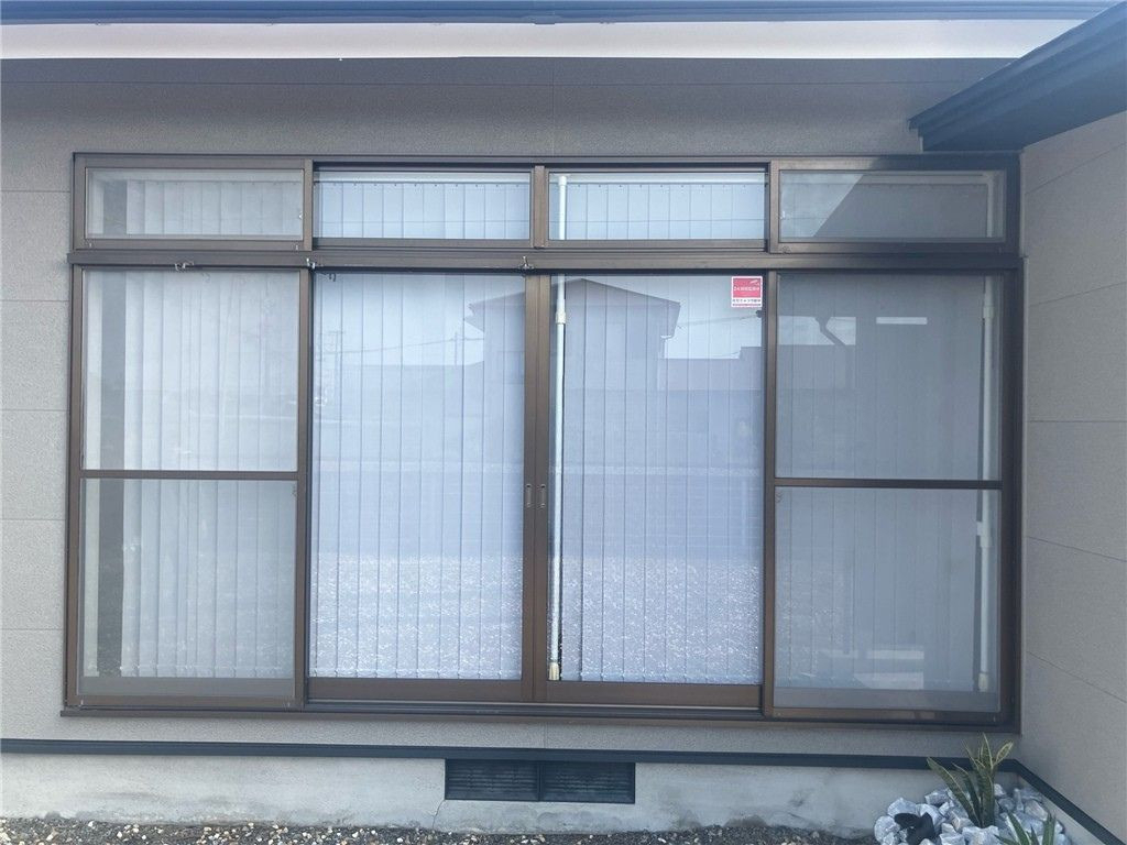 石田トーヨー住器の【補助金活用】移住後の暑さ・寒さが激減!見た目も一新✨ 外窓交換で快適な宮崎ライフへの施工前の写真1