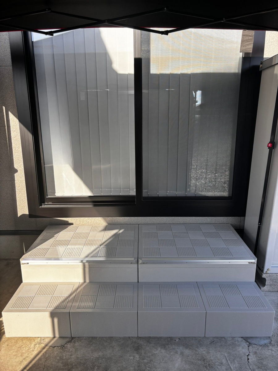 石田トーヨー住器のウッドデッキを新しくする前に…ハウスステップという選択肢、あります！の施工後の写真2