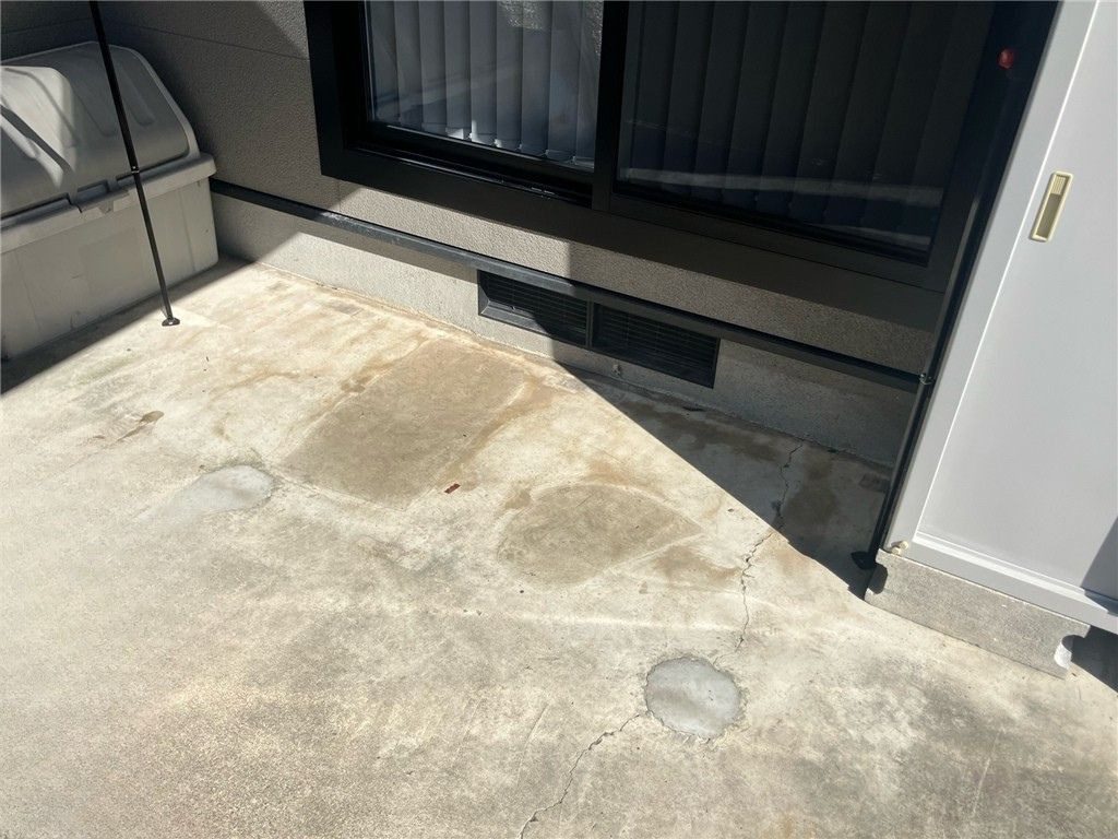 石田トーヨー住器のウッドデッキを新しくする前に…ハウスステップという選択肢、あります！の施工前の写真2