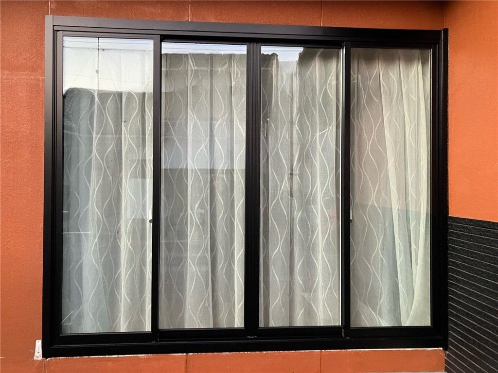 石田トーヨー住器の【補助金活用】その窓、まだ使いますか？外窓交換で見た目も暖かさも一新！の施工後の写真1