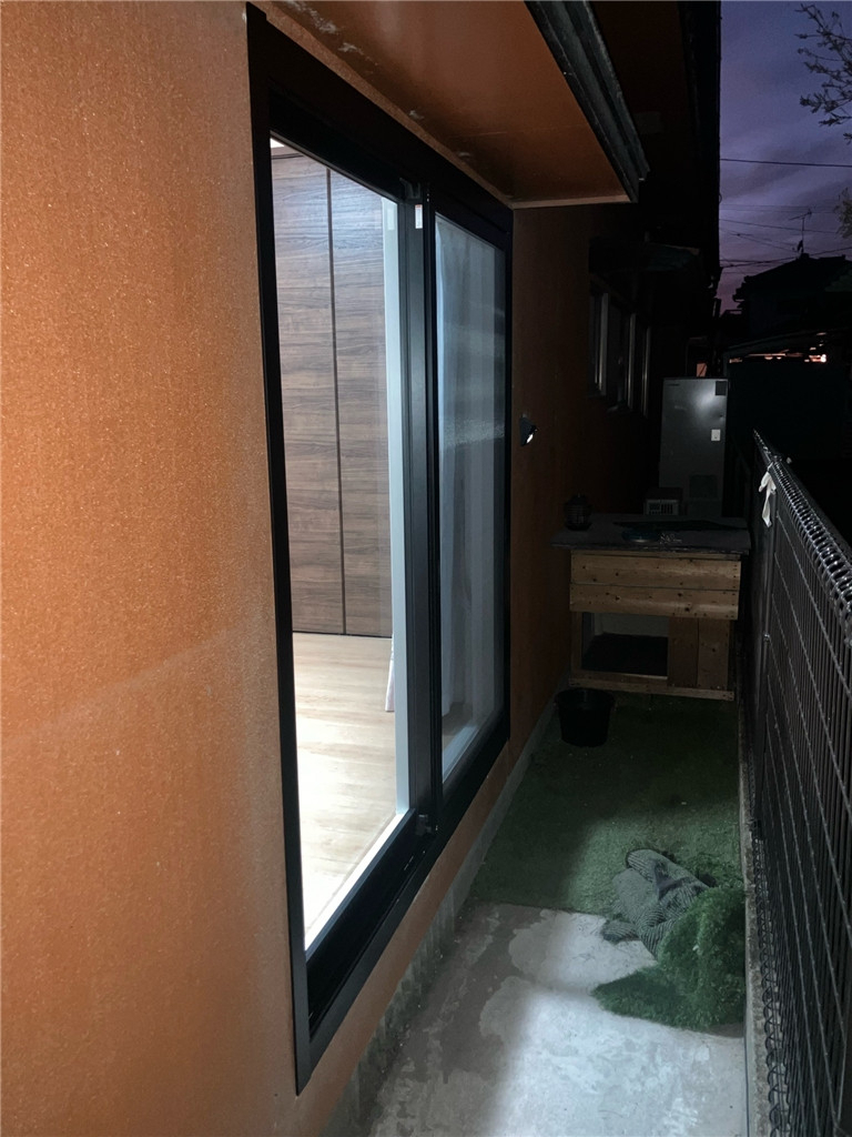 石田トーヨー住器の【補助金活用】その窓、まだ使いますか？外窓交換で見た目も暖かさも一新！の施工後の写真3