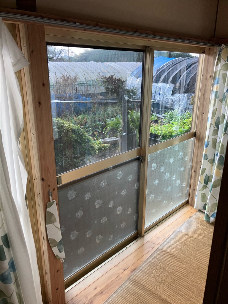 石田トーヨー住器の【補助金活用】築100年の家が、この冬あたたかく。娘さんの想いから始まった窓リノベの施工前の写真1