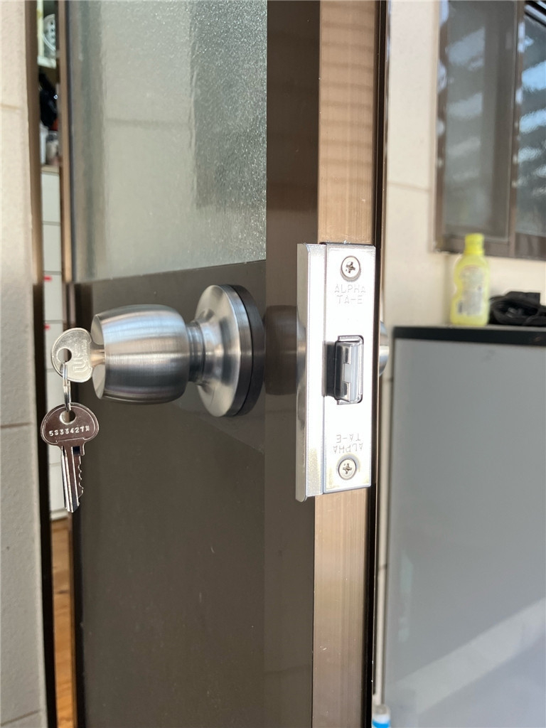 石田トーヨー住器の鍵やドアの不具合はありませんか？部品交換だけで解決できます！の施工後の写真2