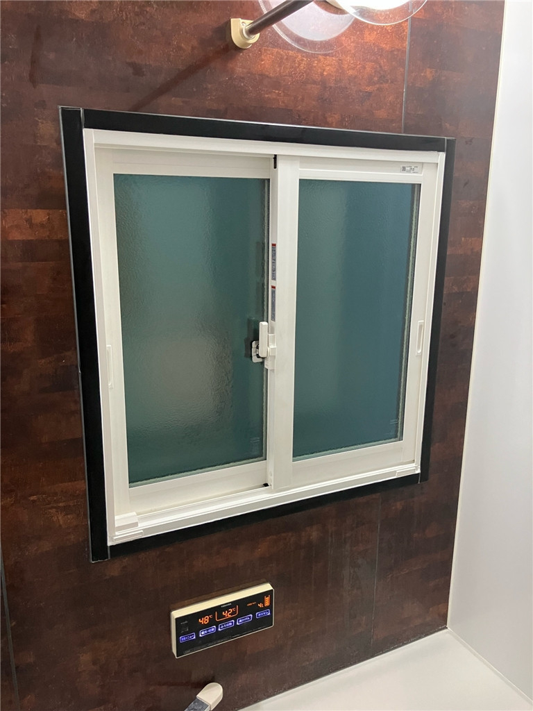 石田トーヨー住器の【宮崎市】内窓リフォームで断熱効果を実感！二世帯住宅にインプラス21カ所施工＋補助金69.9万円活用の施工後の写真3