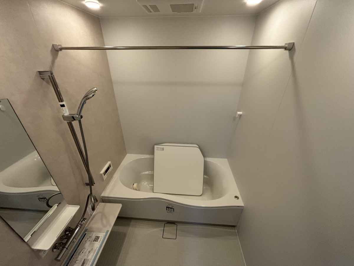 石田トーヨー住器の【日南市】水まわりリフォーム第1弾！お風呂編🛁窓なしであたたかい空間に♪の施工後の写真1